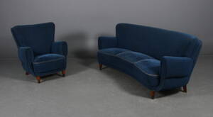 Bananformet sofa samt lænestol, ca. 1940. 2