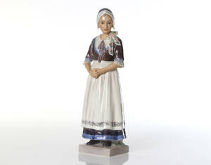 FIGURIN, HEDEBO-KVINNA