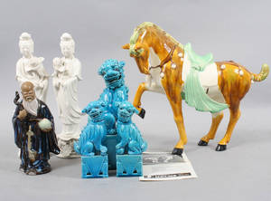Samling figurer keramik Kina 1900-tal 7