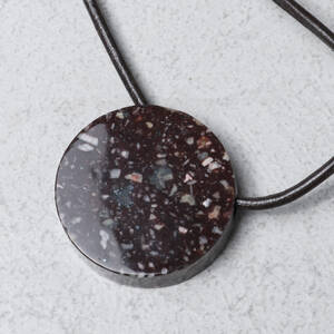 HALSBAND, Porfyr, läder