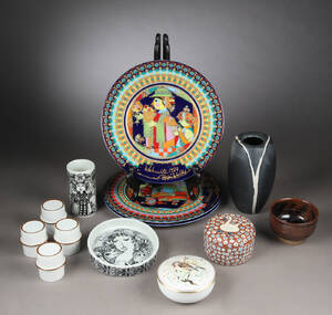 Bjørn Wiinblad m.fl. En samling porcelæn og keramik, bl.a. Rosenthal juleplatter 13