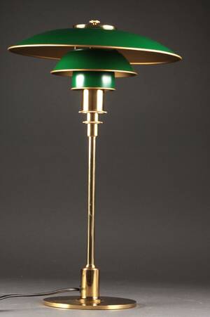 Poul Henningsen. PH 32 bordlampe jubilæumsmodel