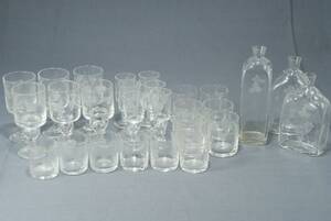GLASSERVIS, SWEDISH OLD, REIJMYRE, 24 DELAR SAMT 3 ST KARAFFER
