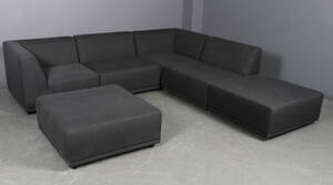 COUZ 151. Modulsofa bestående af 6 moduler. Designet af COUZ DESIGN TEAM Denne vare er sat til omsalg under nyt varenummer 4629917