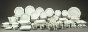 Royal Copenhagen. Dybøl, kaffe- og spisestel af porcelæn 213