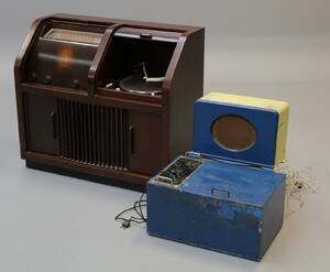 BO vintage pladespiller samt radiogrammofon