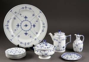 Royal Copenhagen. Dele til Musselmalet riflet og halvblonde 10