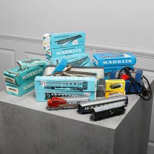 MÄRKLIN, modelljärnväg med tåg, vagnar samt räls