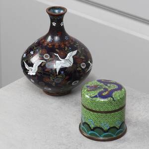 CLOISONNÉ, 2 delar, Kina, 18001900-tal