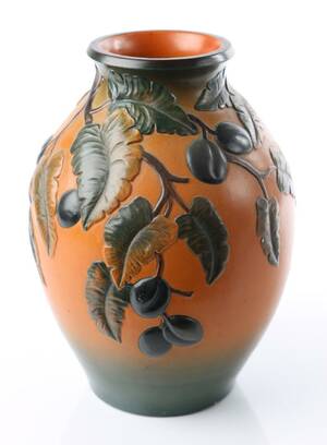 Ipsens Enke Vase af keramik, nr. 366