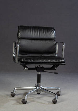 Charles Eames, Soft Pad Bürostuhl in Leder, Modell EA-217, für VitraHerman Miller