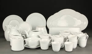 Royal Copenhagen. Service af porcelæn. 37