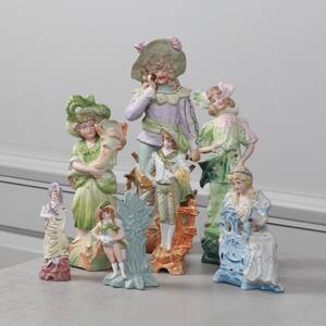 FIGURINER, 7 st, biskviporslin, 1800-tal