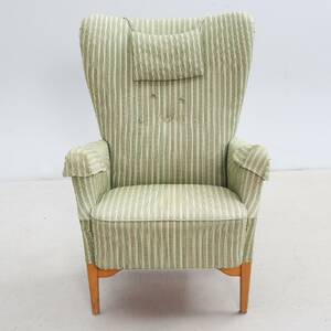 FÅTÖLJ. DUX, Klassisk modell, randig tygklädsel.