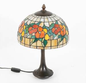 Bordslampa, Tiffany-stil, modern tillverkning