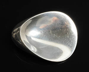 Nanna Jørgen Ditzel for Georg Jensen, Broche, nr. 328