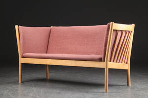 Erik Ole Jørgensen. Sofa, model J148