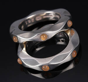 Maria Berntsen for Georg Jensen. To Mirror-ringe. 2
