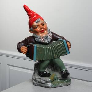 HEISSNER, Tomte med dragspel, 1900-tal, West Germnany