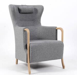 Stouby Furniture. Lænestol, model Claudia.