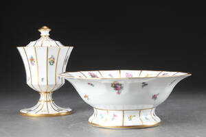 Royal Copenhagen. To dele Henriette 2