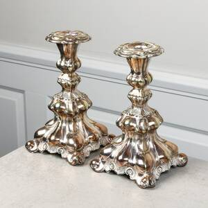 LJUSSTAKAR, ett par, barockstil, nysilver