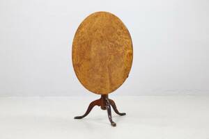 FÄLLBORD, alrotsfanérad skiva, Mälardalen, 1800-talets förra hälft