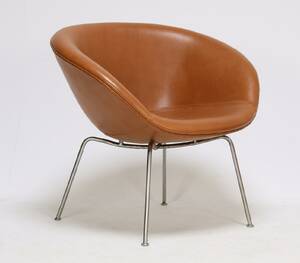 Arne Jacobsen 1902-1971 Lænestol, Gryden, model 3318