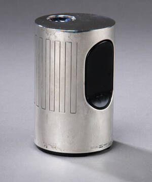 Dieter Rams for Braun. Moderne ligther model T2 beklædt med sterlingsølv