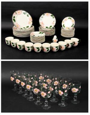 Villeroy Boch. Wild Rose. Kaffe- og middagsservice i fajance med glas 76