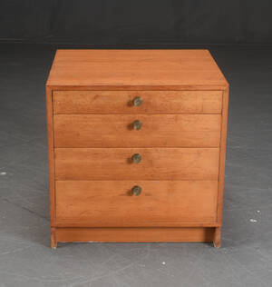 Børge Mogensen. Kommode af oregon pine