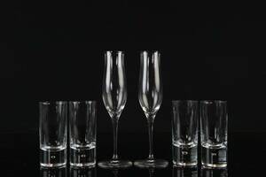 WALTER HICKMAN, selterglas, 4 st, Pippi, Kosta Boda, samt CHAMPAGNEGLAS, ett par, Rörstrand