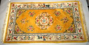 KINAMATTA, GUL BOTTEN MED BEIGE HUVUDBÅRD, HANDKNUTEN, 215 X 121 CM