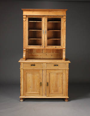 Buffet med vitrineoverdel, 1800-tallet