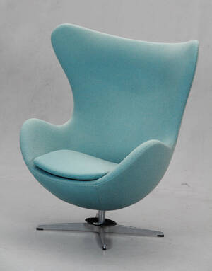 Arne Jacobsen. Lænestol, Ægget med vippefunktion, model 3316