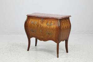 BYRÅ, mahogny, med marmorskiva, rokokostil, 1900-tal