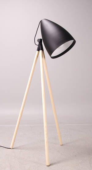 Johan Lindstén, Golvlampa Orbit, Gärsnäs