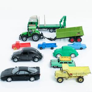 LEKSAKSBILAR bla Dinky Toys och Galante