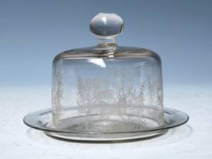 Osteklokke på fad af glas, Kastrup ca. 1910