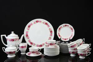 KAFFESERVIS, Classic rose collection, Rosenthal, för tolv personer, 28 delar