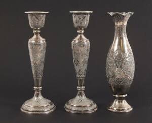 Ljusstakar ett par samt vas, silver, mellanöstern