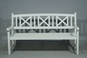 JUTLANDIA, SCANDINAVIAN DESIGN, TRÄDGÅRDSSOFFA, VITMÅLAD, LÄ 158 CM