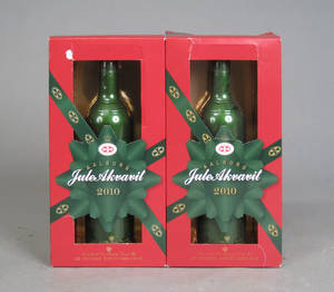 2 flasker Jule Akvavit. Årg. 2010