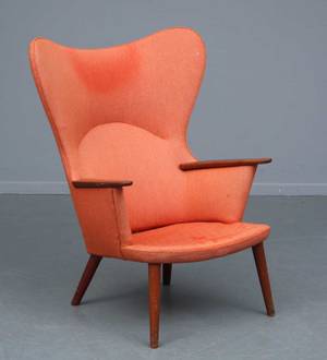 Hans J. Wegner. Hvilestol model AP28