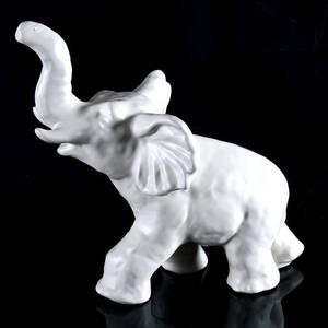 FIGURIN, keramik, elefant, Vicke Lindstrand, Uppsala Ekeby.