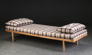 Daybed af fyr og bøgetræ