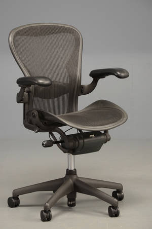 Donald Chadwick Bill Stump. Aeron kontorstol, model B