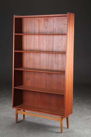 Johannes Sorth. Reol af teak og eg, 1960erne