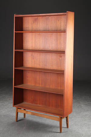 Johannes Sorth. Reol af teak og eg, 1960erne