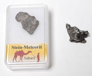 Meteorit fra Campo Del Cielo, nedslag år 1576 samt Stenmeteorit fra Sahara2